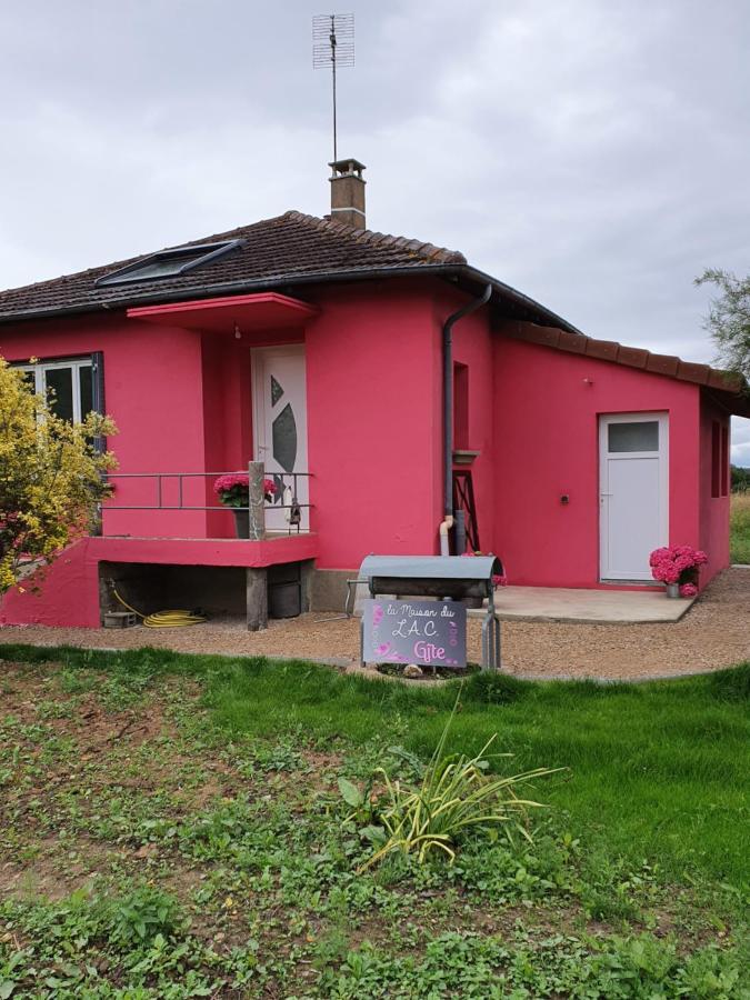 Gite De La Maison Du L.A.C Simard Exterior foto